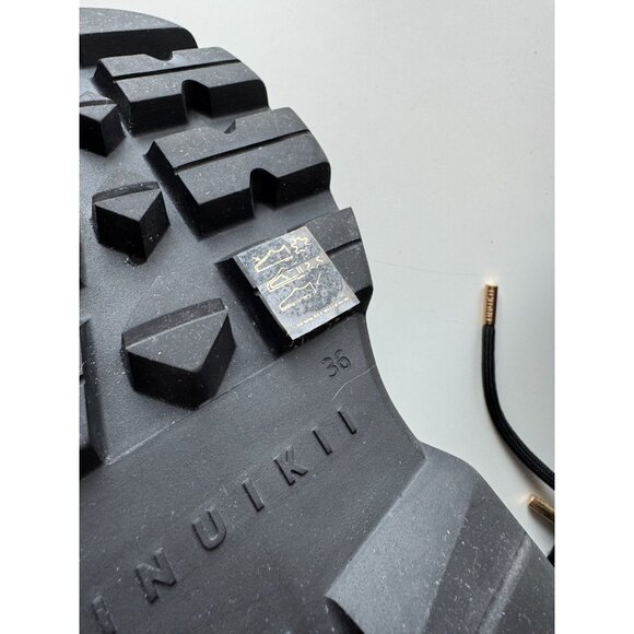 NWOB INUIKII Endurance Trekking Black Leather Shearling Winter Boots, Size 36 - Picture 13 of 16